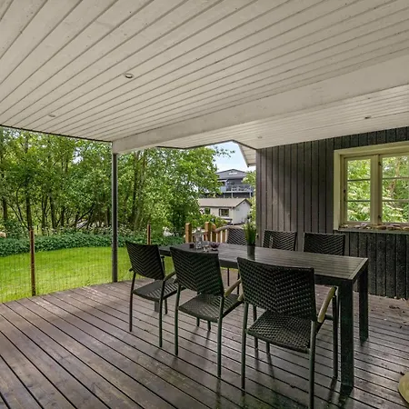 Feriehus Large With Large Outdoor Wilderness Bath And Activity Room, Only 500 Meters From Stauning Harbor Skjern