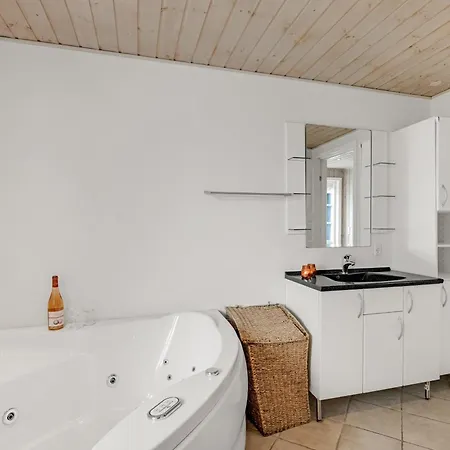 Large With Large Outdoor Wilderness Bath And Activity Room, Only 500 Meters From Stauning Harbor *