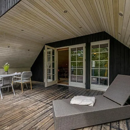 Large With Large Outdoor Wilderness Bath And Activity Room, Only 500 Meters From Stauning Harbor Casa vacanze *